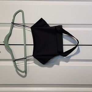 Small curout croptop